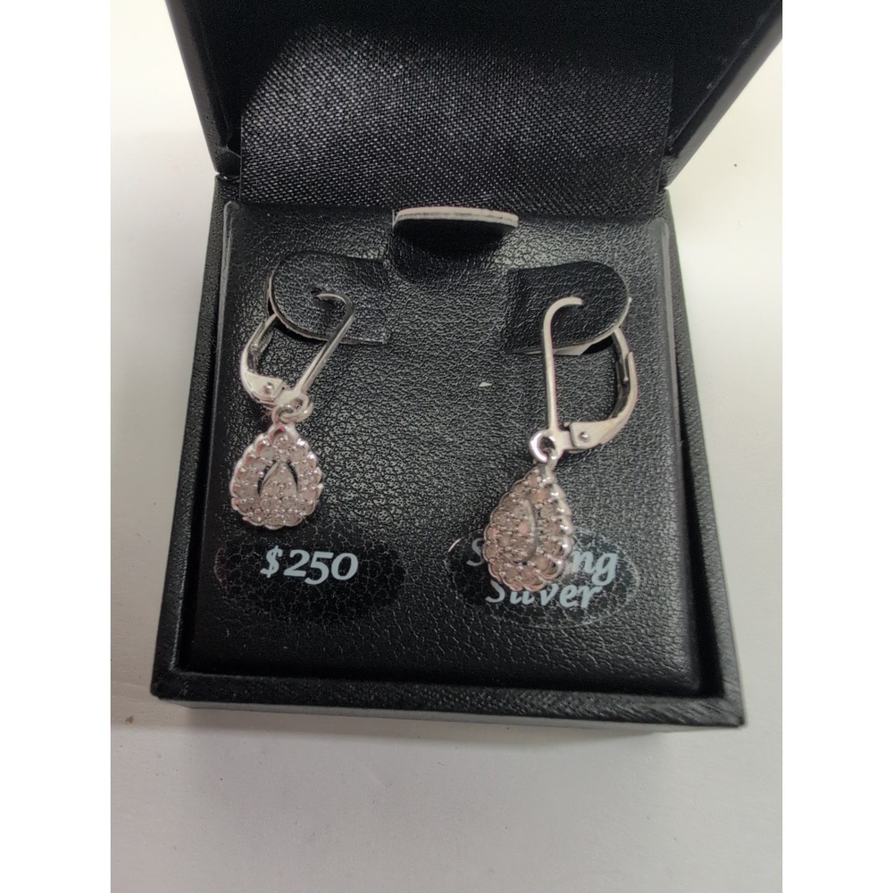 NWT‎ R.H. Macy & Co 925 Sterling Silver 1/4CT Diamond teardrop earrings